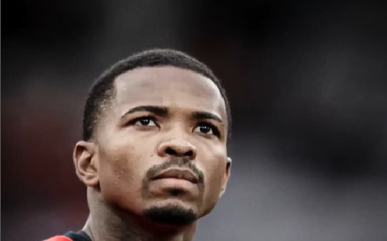 Corinthians anuncia a contratação do zagueiro Cacá, ex-Athletico