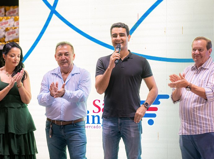 JHC prestigia abertura de supermercado e reforça que Maceió impulsiona geração de emprego no Estado