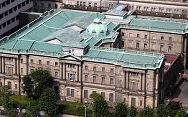 Dirigente do BoE vê chances de cinco corte nos juros em 2025