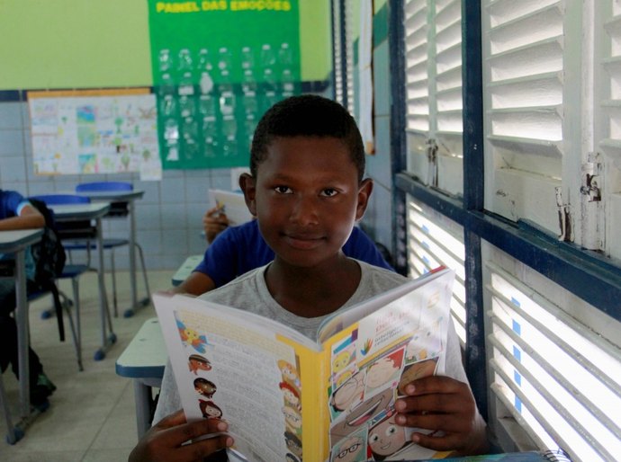 Arapiraca: Painel das emoções desperta a criatividade dos alunos e professores