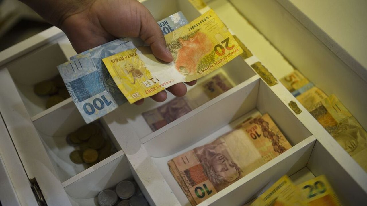 Justiça libera mais de R$ 2,7 bi a aposentados e pensionistas