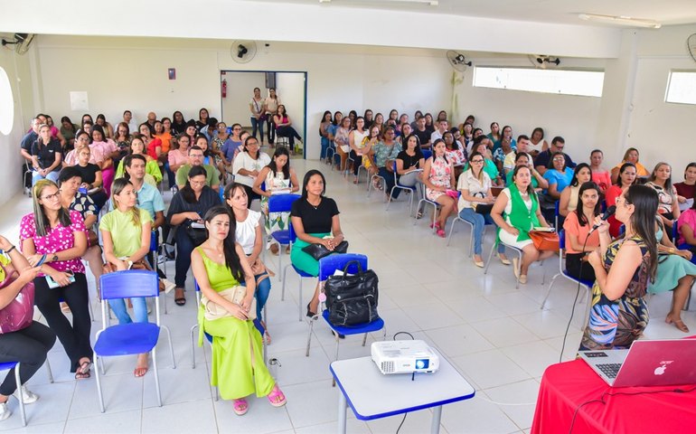 Pacto pela Educação: Secretaria de Educação de Coruripe promove 1ª Oficina Pedagógica 2024
