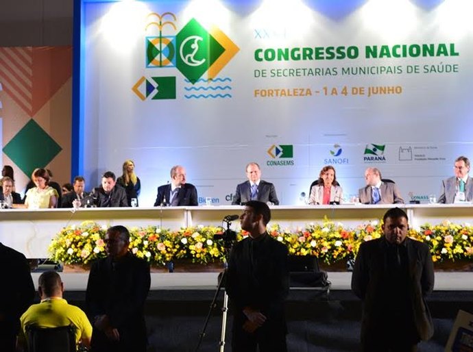 Abertura do Congresso de Secretários de Saúde é marcada por defesa do SUS