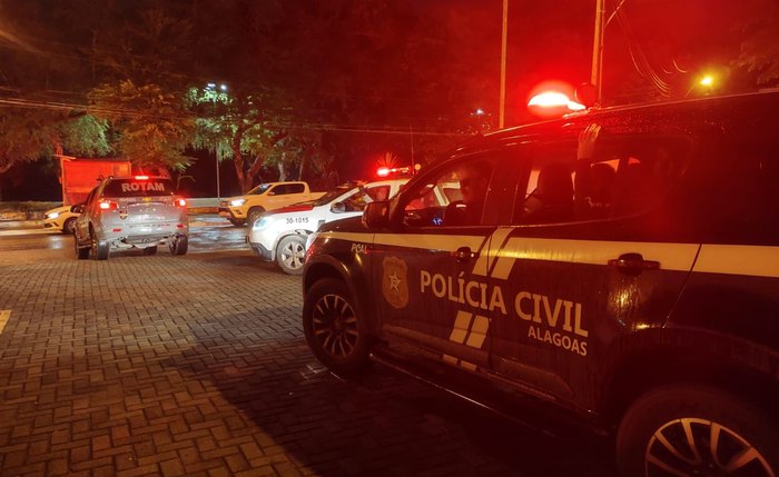 SSP/AL deflagra Operação Escobar e desarticula organização criminosa que atuava em Alagoas e mais três estados SSP/AL deflagra Operação Escobar e desarticula organização criminosa que atuava em Alagoas e mais três estados