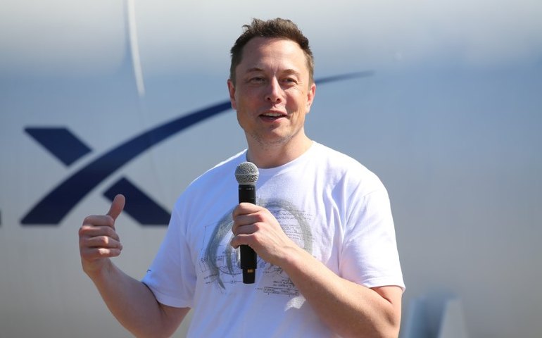 X, de Elon Musk, concorda em pagar US$ 10 mi para encerrar ação movida por Trump