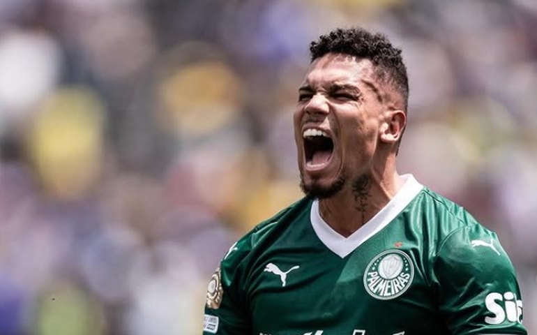 Paulinho volta a ser relacionado e pode reforçar Palmeiras no clássico após longa recuperação