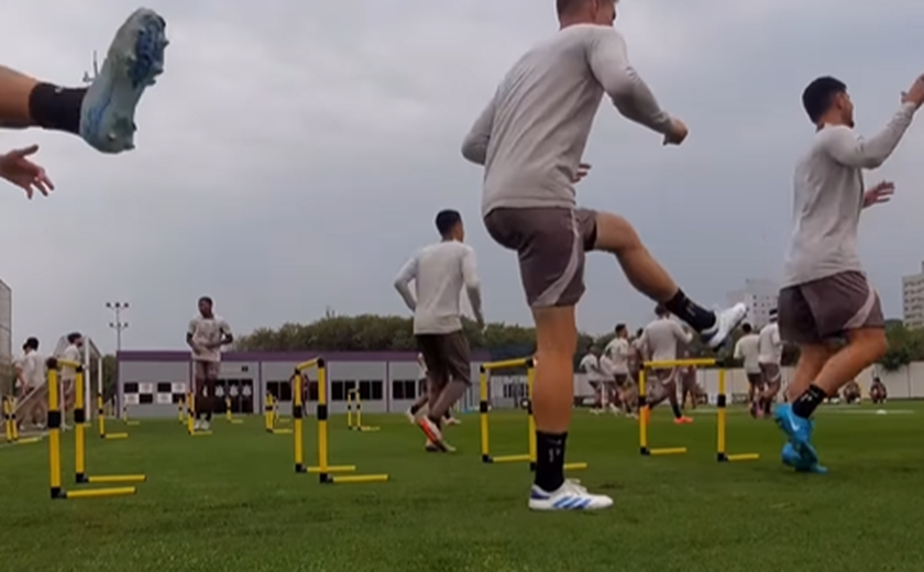 Corinthians usa semana para aumentar intensidade física: 'Suportar bem a sequência de jogos'