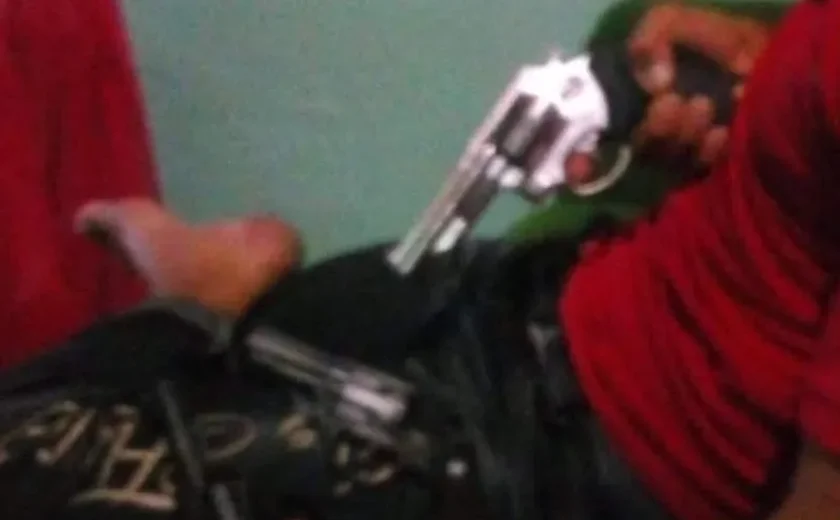 Foragido é preso pela PC após enviar foto ameaçando ex-mulher em Alagoas
