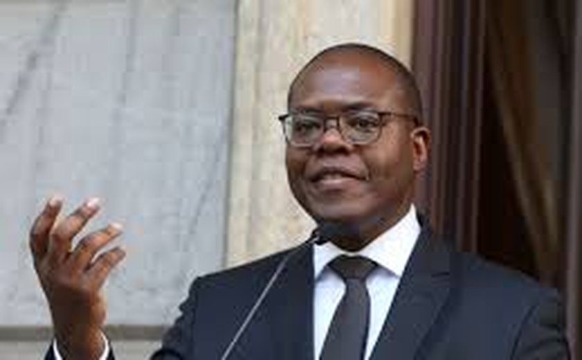 PF indicia ex-ministro Silvio Almeida por importunação sexual; caso segue para análise da PGR