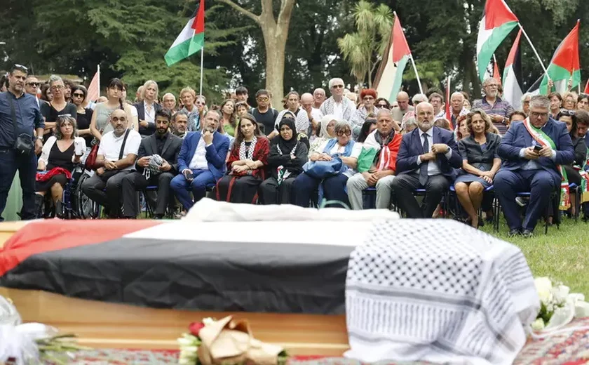 Itália sepulta Marah, jovem símbolo da fome em Gaza