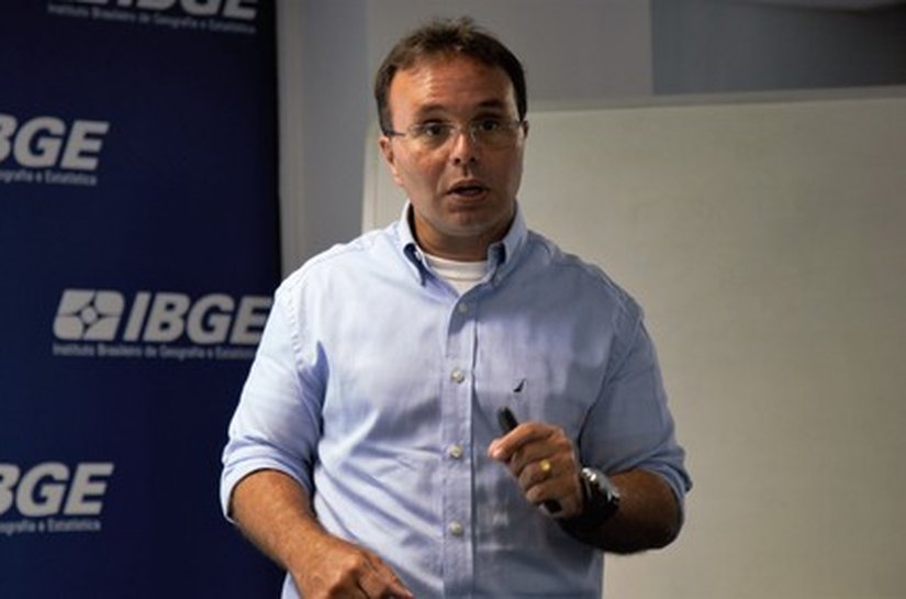 Indústria brasileira mantém estabilidade desde abril de 2025, diz IBGE