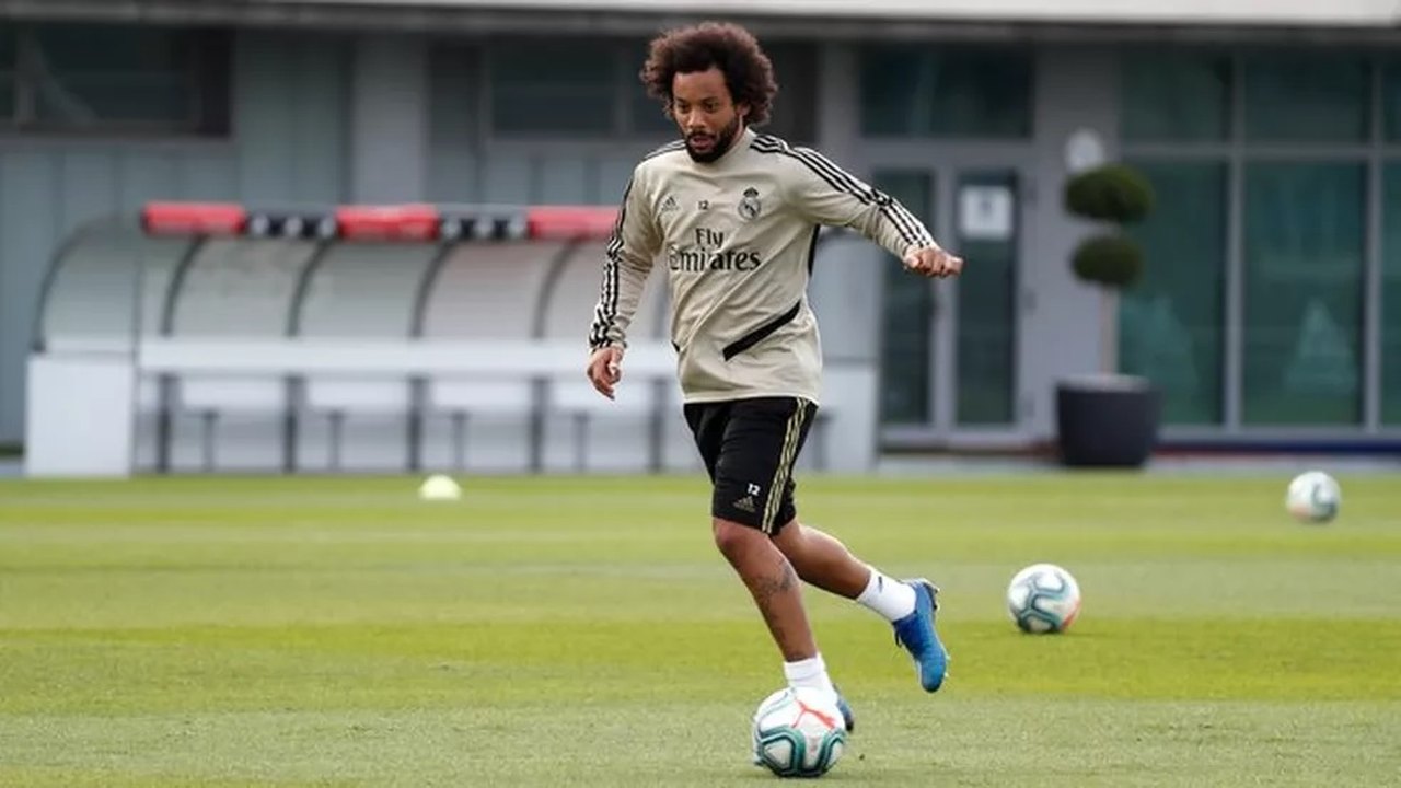 Real Madrid antecipa volta aos treinos com elenco parcial visando o Espanhol