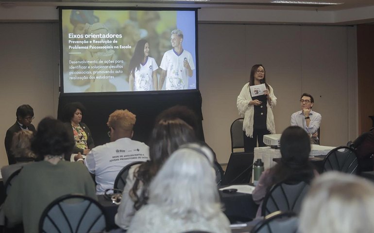 Seduc apresenta programa “Coração de Estudante” em congresso internacional inédito no Brasil