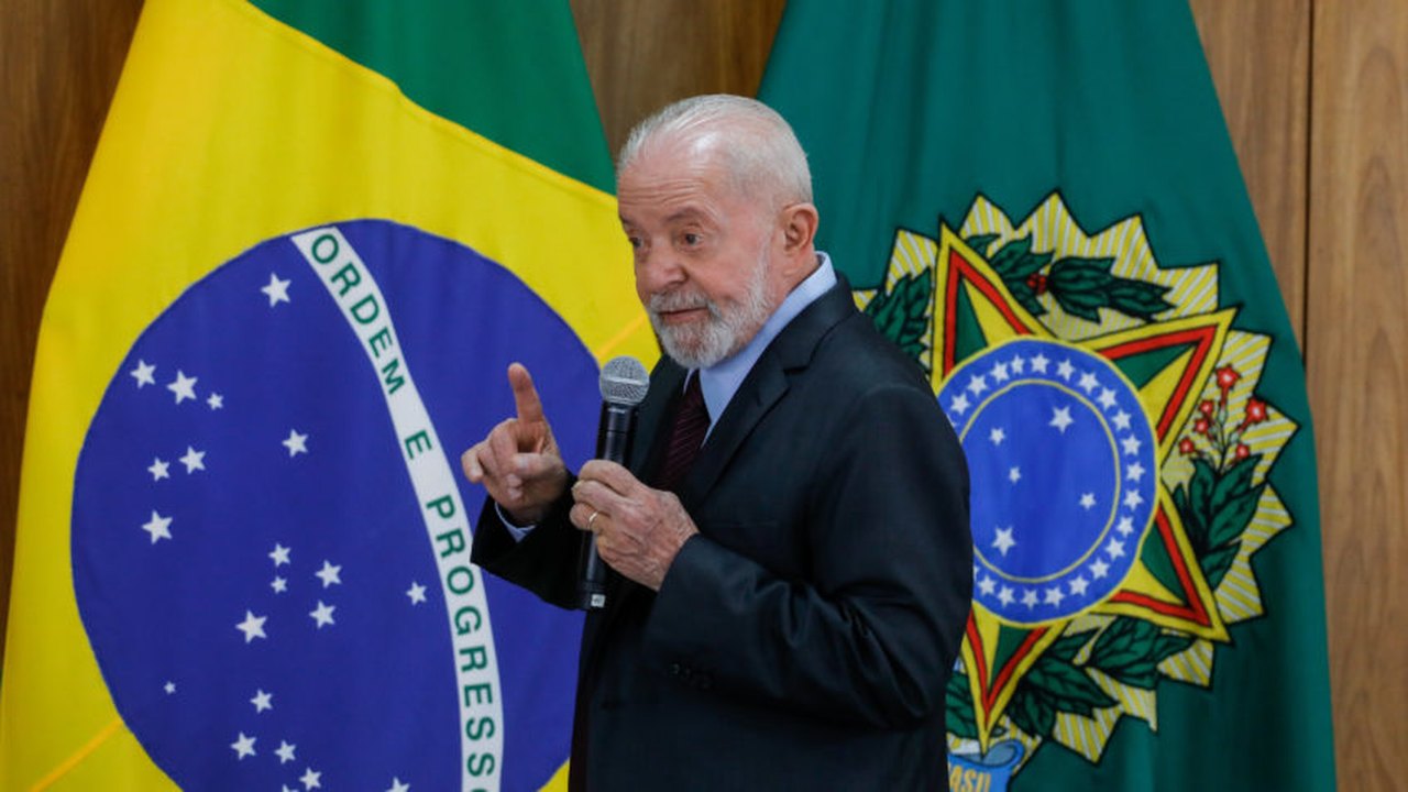 Lula diz esperar 'normalização' na Venezuela e eleição com resultado reconhecido