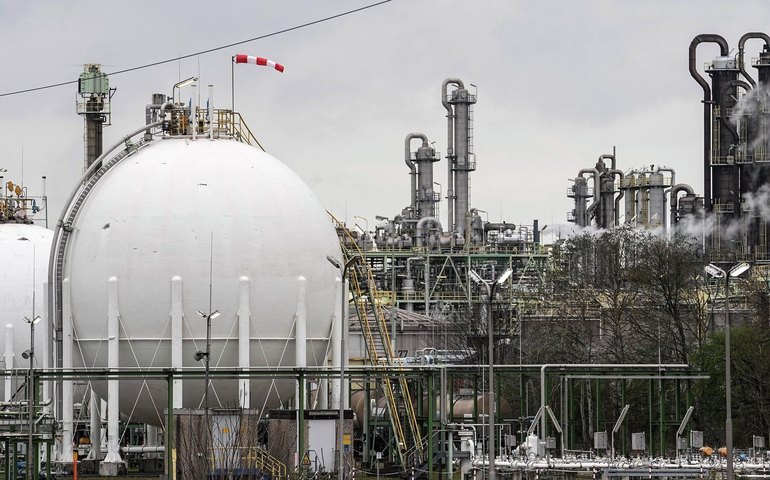 Economia alemã será destruída se deixar de importar gás da Rússia, diz político