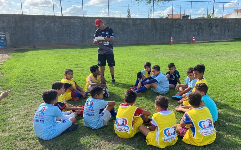 Número de matriculas na Escolinha Municipal de Esportes de Lagoa da Canoa deve chegar a 300 neste ano