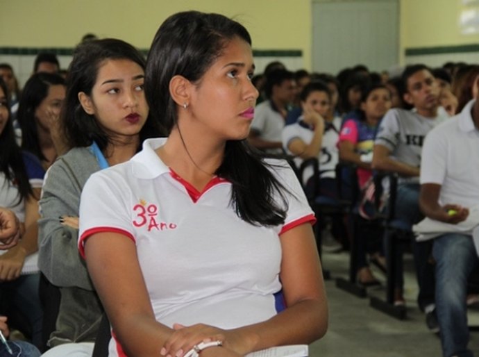 Barbosa empossa novos membros do Conselho de Controle Social do Fundeb