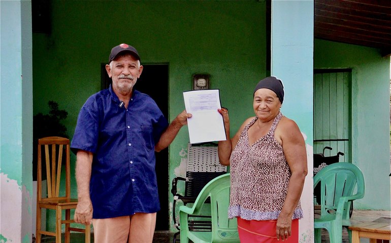 Agricultores fazem cadastramento e mudam de vida com água do Canal do Sertão