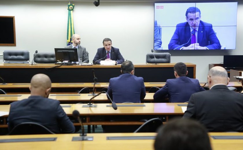 Comissão debate o corte da nadadora Ana Carolina Vieira dos Jogos Olímpicos Paris 2024