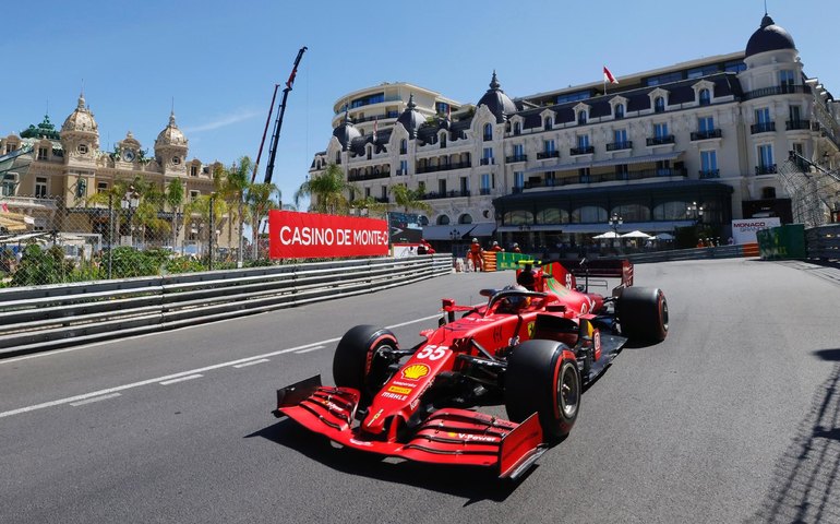 Ferrari domina treinos livres do GP dos EUA de F-1 e Leclerc fecha o dia no topo