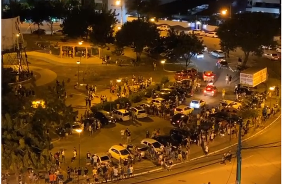 aglomeração no augusto Franco