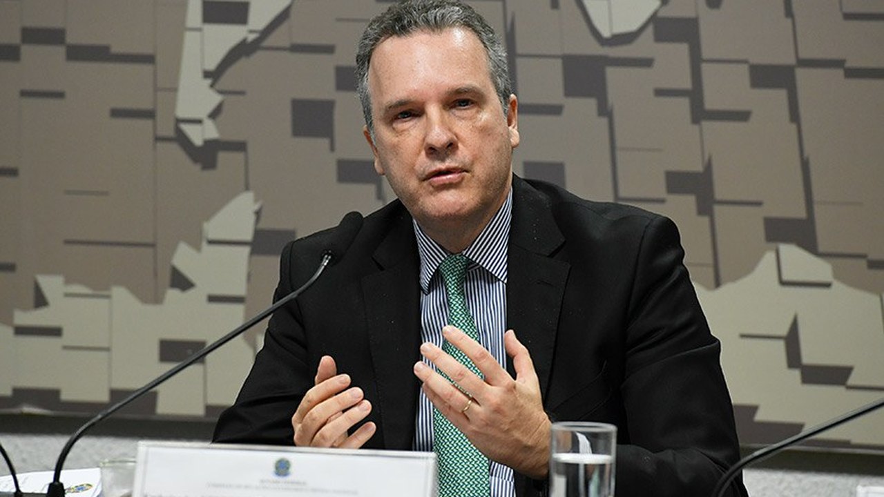 Aprovado na CRE nome de Kenneth Nóbrega para embaixada na Índia e Butão
