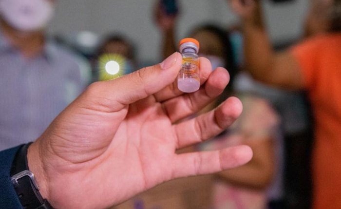 Saúde atualiza logística de vacinação Saúde atualiza logística de vacinação