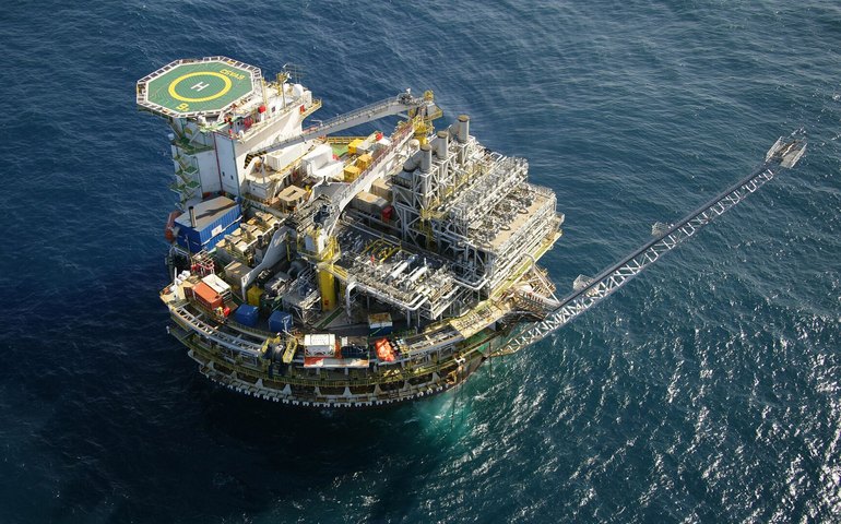 União prevê leilão de 78 milhões de barris de petróleo em 2025