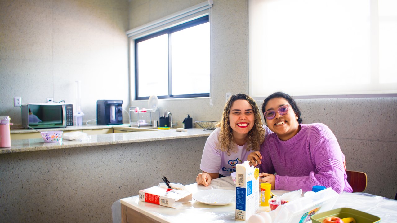 Terapia alimentar transforma aprendizado em autonomia na Casa do Autista de Maceió