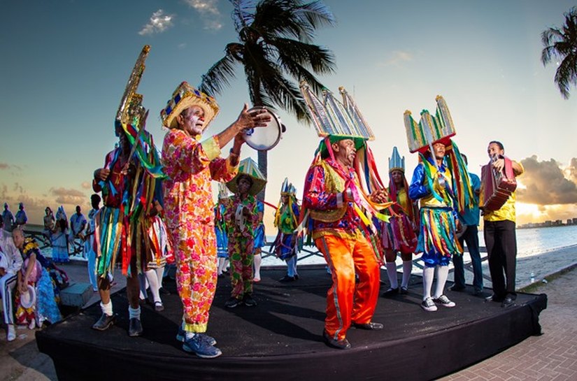 Folguedos farão corredor cultural para receber a Tocha
