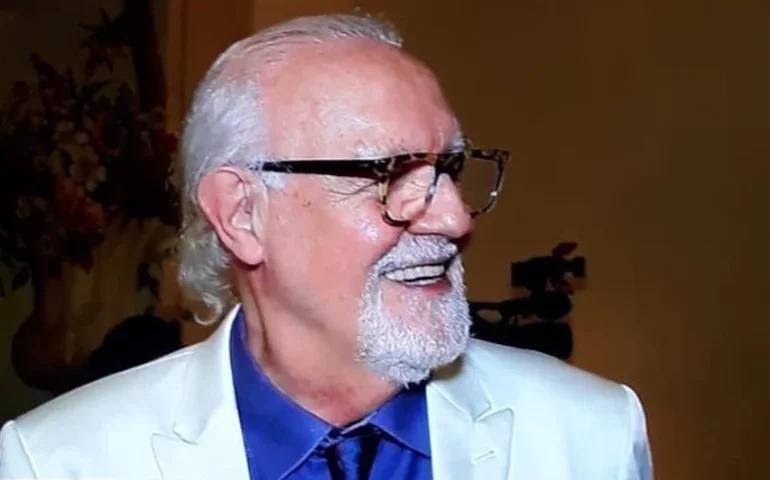 Velório de Ney Latorraca será aberto ao público no Theatro Municipal do Rio