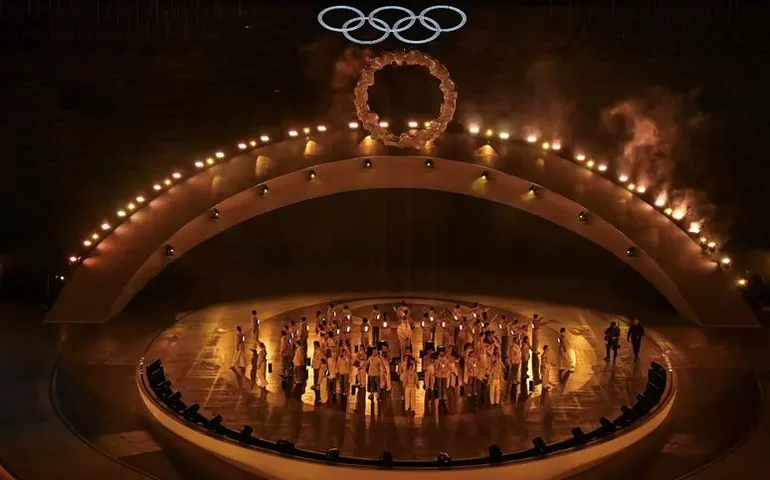 Arena de Verona encerra Jogos de Inverno com espetáculo memorável