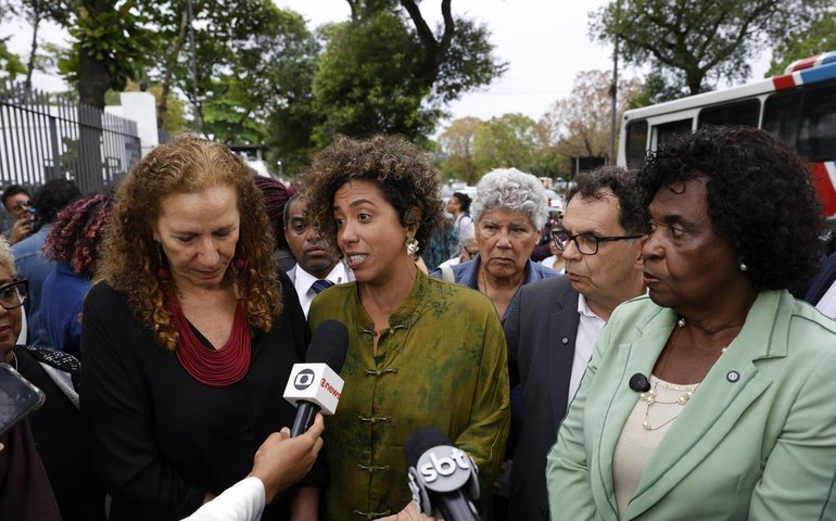 Motta volta atrás e mantém escolta de segurança para deputada do PSOL