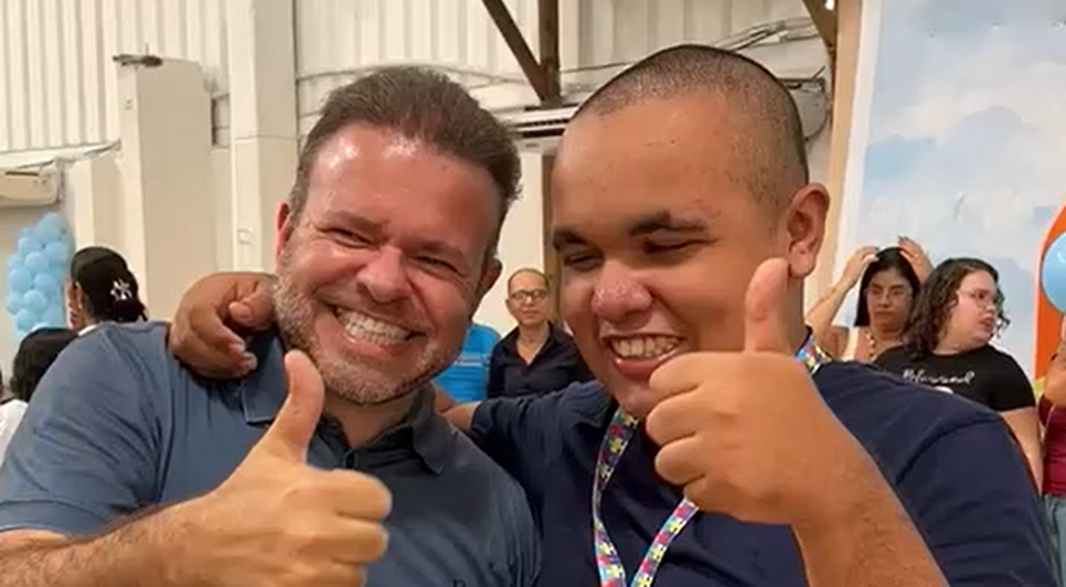 Léo Loureiro publica vídeo questionando inclusão em Alagoas e reforça atuação de 25 anos pela causa