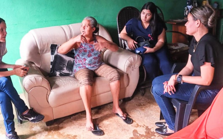 Equipes multiprofissionais da Saúde prestam assistência às vítimas do acidente com ônibus