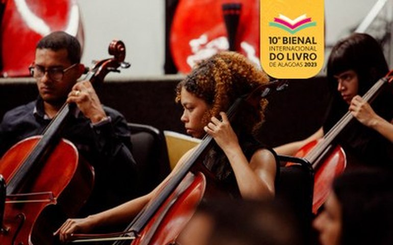Corufal e Orquestra Sinfônica emocionam público da Bienal do Livro