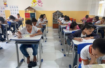 Estudantes da rede municipal de Penedo participam das Olimpíadas de Matemática