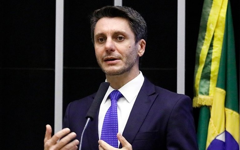 PL da desoneração da folha de pagamento deve ser votado na próxima terça-feira em plenário da Câmara, diz líder 