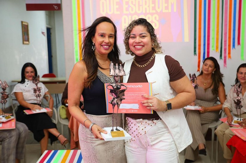 Prêmio Mulheres que Escrevem Alagoas emociona e reúne gerações na Biblioteca Graciliano Ramos