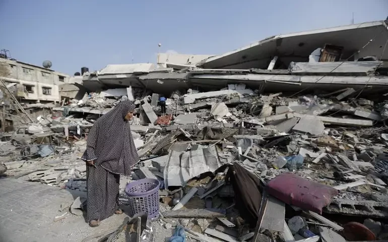 Jovem palestino que teve família dizimada será tratado em Milão