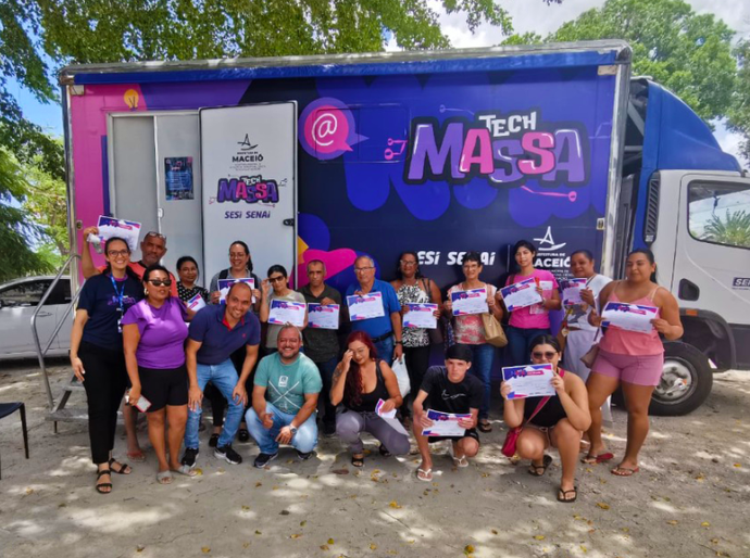 Tech Massa supera meta de capacitação quatro meses antes do previsto