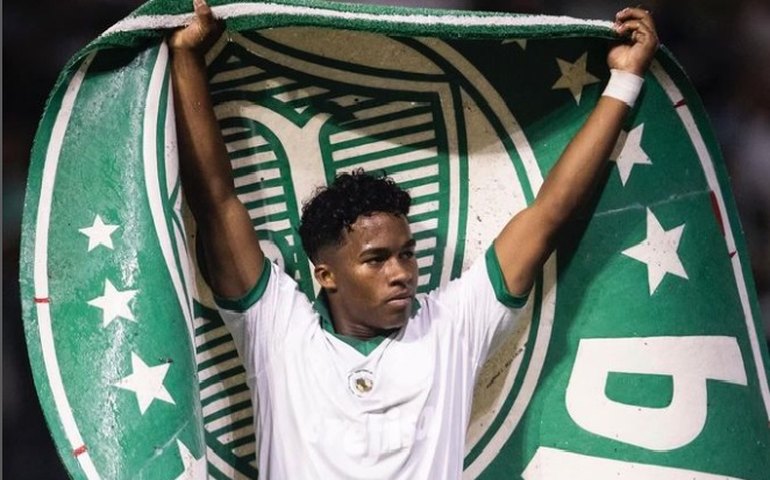 Drible de Endrick, do Palmeiras, contra o Flamengo impressiona imprensa espanhola: 'Nem em vídeo game'