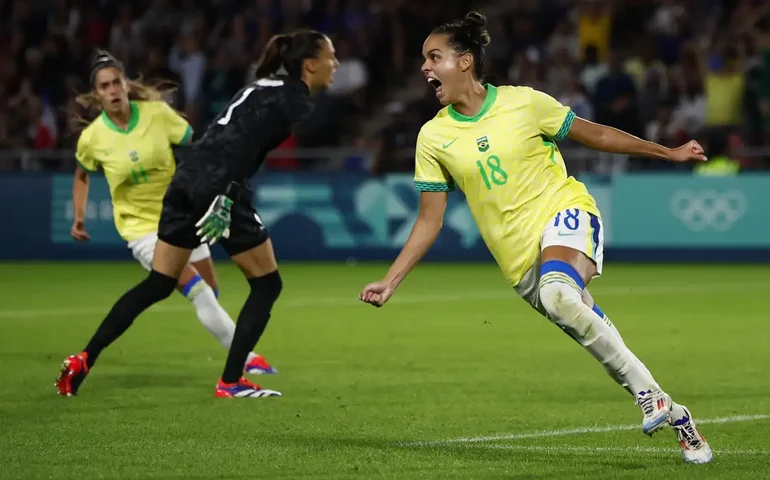 Portilho valoriza a prata da seleção feminina: 'Esse grupo ainda vai conquistar coisas grandes'