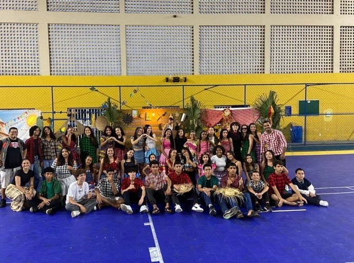 Alunos de projetos esportivos participam de festa de São João especial