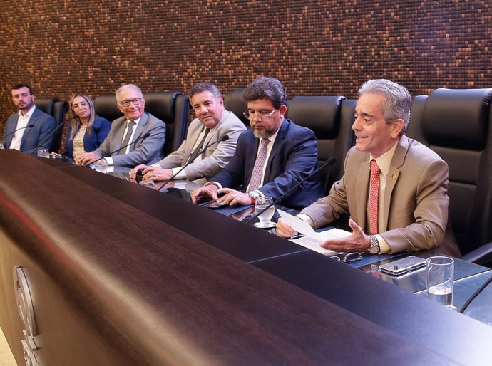 Estado de Alagoas e 13 municípios aderem ao Moradia Legal