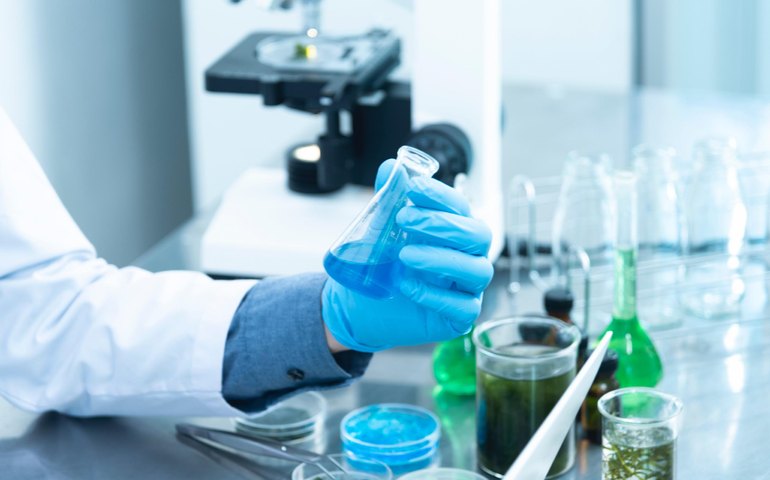 Fapeal lança editais voltados para laboratórios, pós-graduandos e inovação no ensino médio