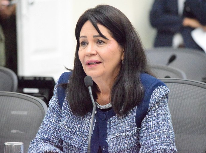 Deputada Rose Davino celebra sanção do Estatuto da Mulher de Alagoas