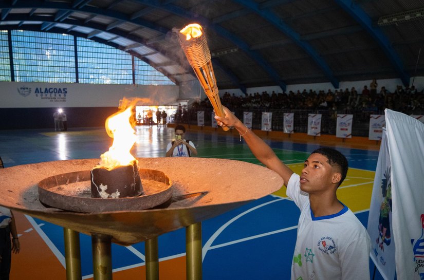 Jogos Estudantis de Alagoas começam com celebração ao esporte e ao protagonismo juvenil
