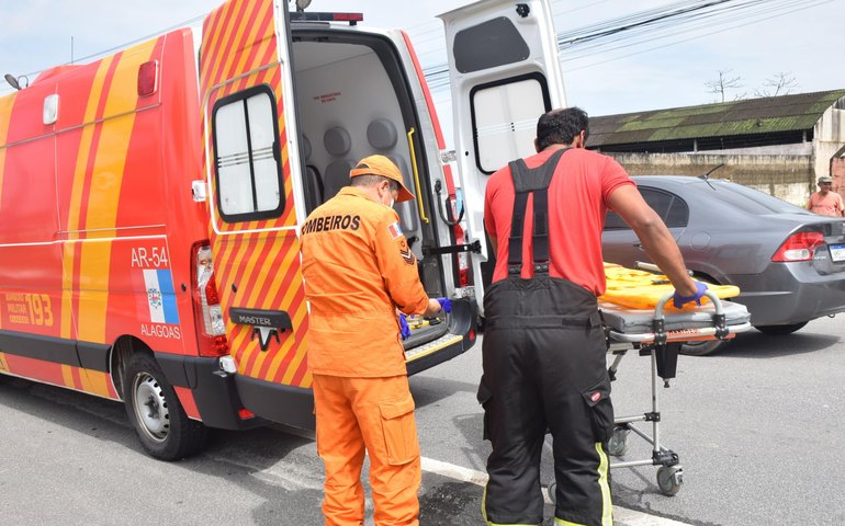 Bombeiros são acionados após acidente com morte na AL-220, em Piranhas