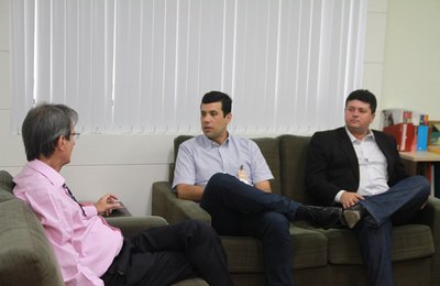 AMA e Sebrae discutem parcerias para fortalecer municípios em Alagoas